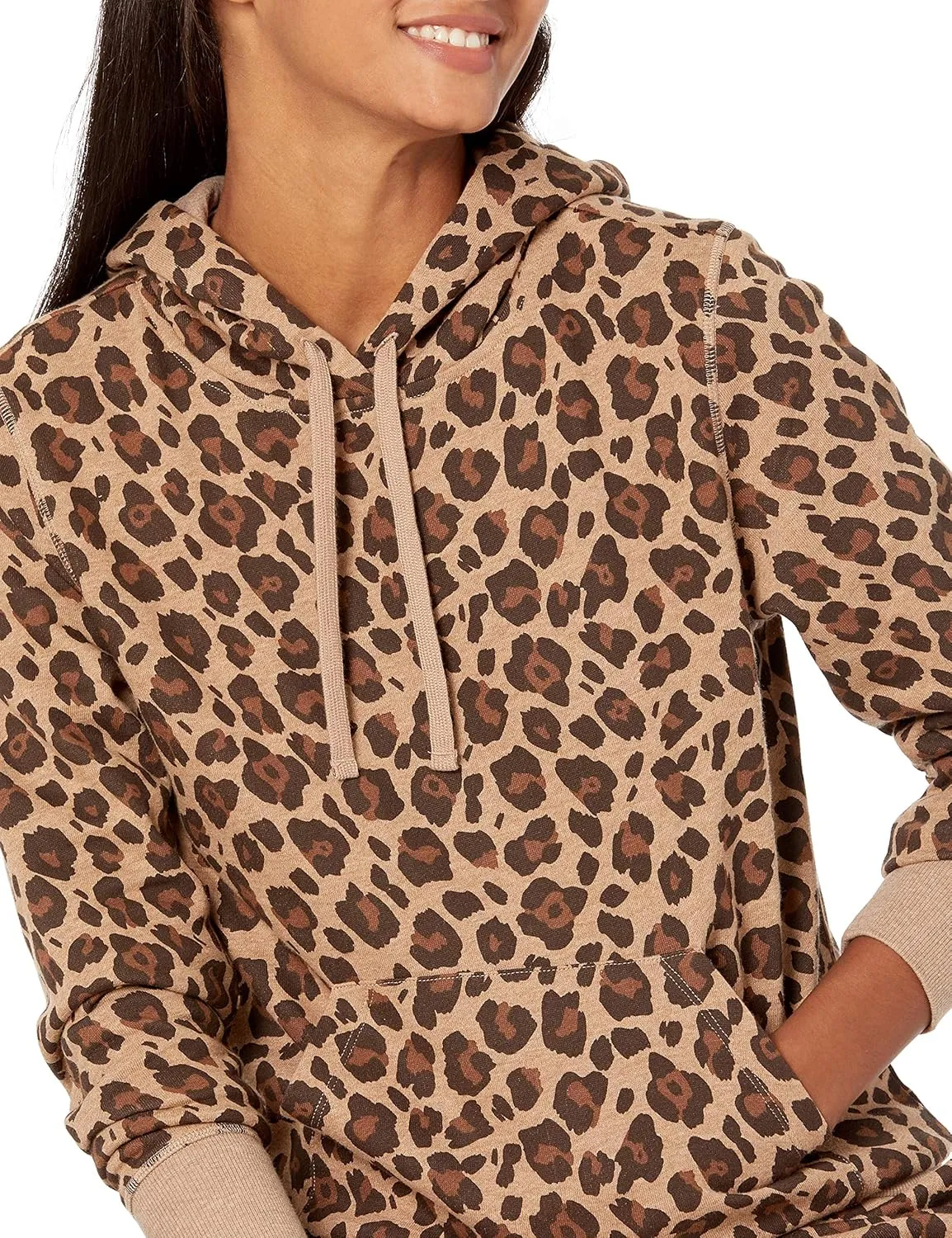 Amazon Essentials Women's Regular-Fit Fleece Pullover Hoodie (Available in Plus Size)