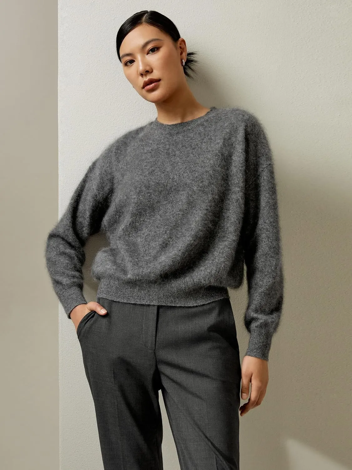 LilySilk 100% Cashmere Sweater for Women Relaxed Drop-Shoulder Crew Neck Long Sleeves Oversize Fit Jumper