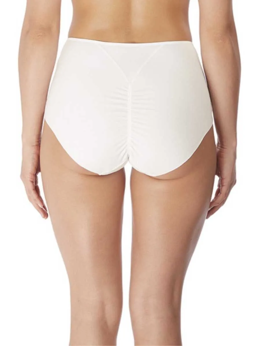 Lisse Full Brief