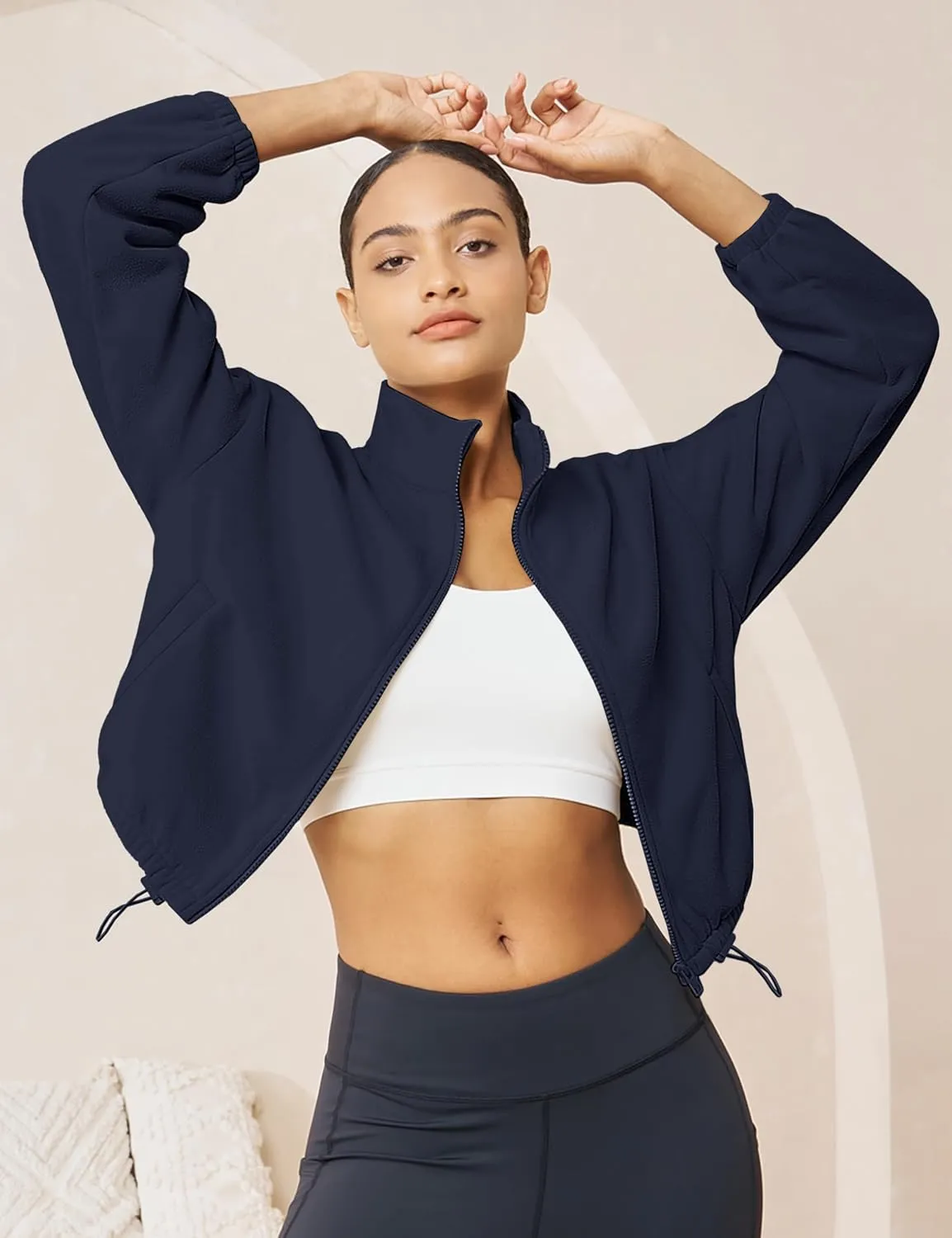 MAGCOMSEN Women's Full Zip Fleece Jacket Cropped Warm Winter Coats with Pockets Stand Collar Workout Top Drawstring Hem