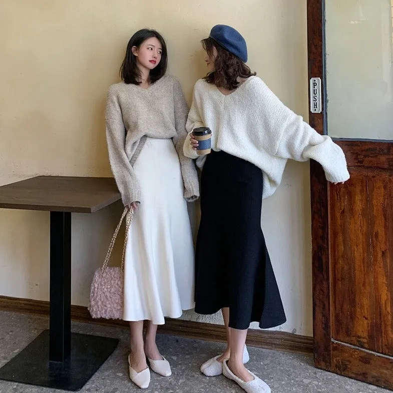 Mid-Calf Skirt With High Waist And Pleated Details