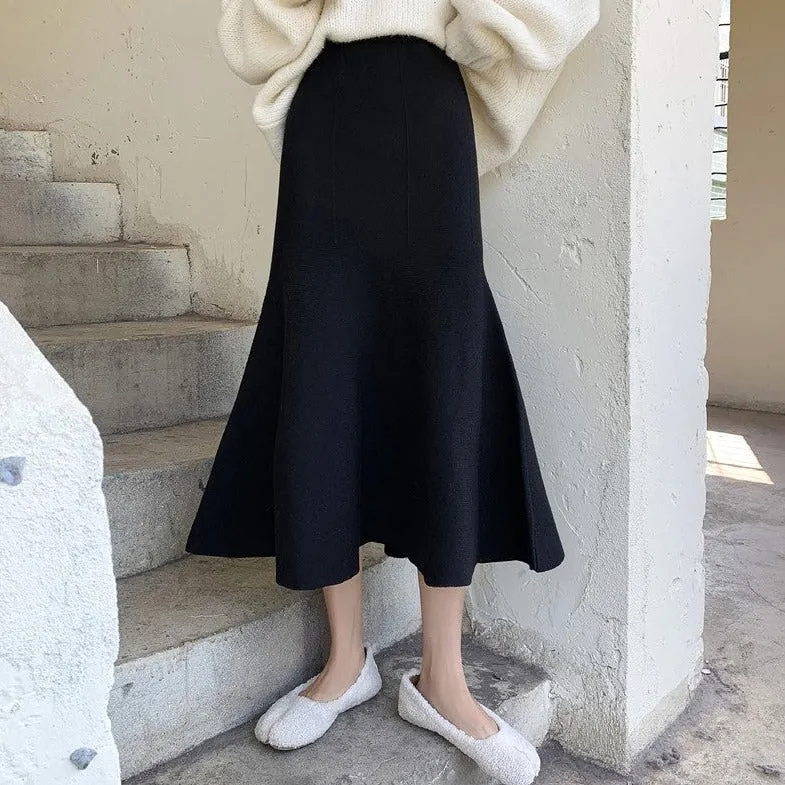 Mid-Calf Skirt With High Waist And Pleated Details