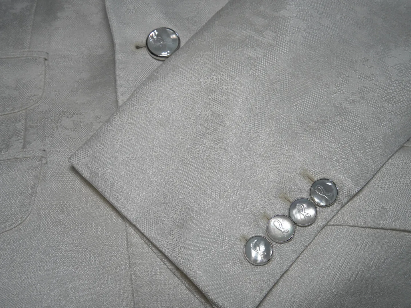 Mother Of Pearl With Silver Tone Buttons For Dinner Jacket