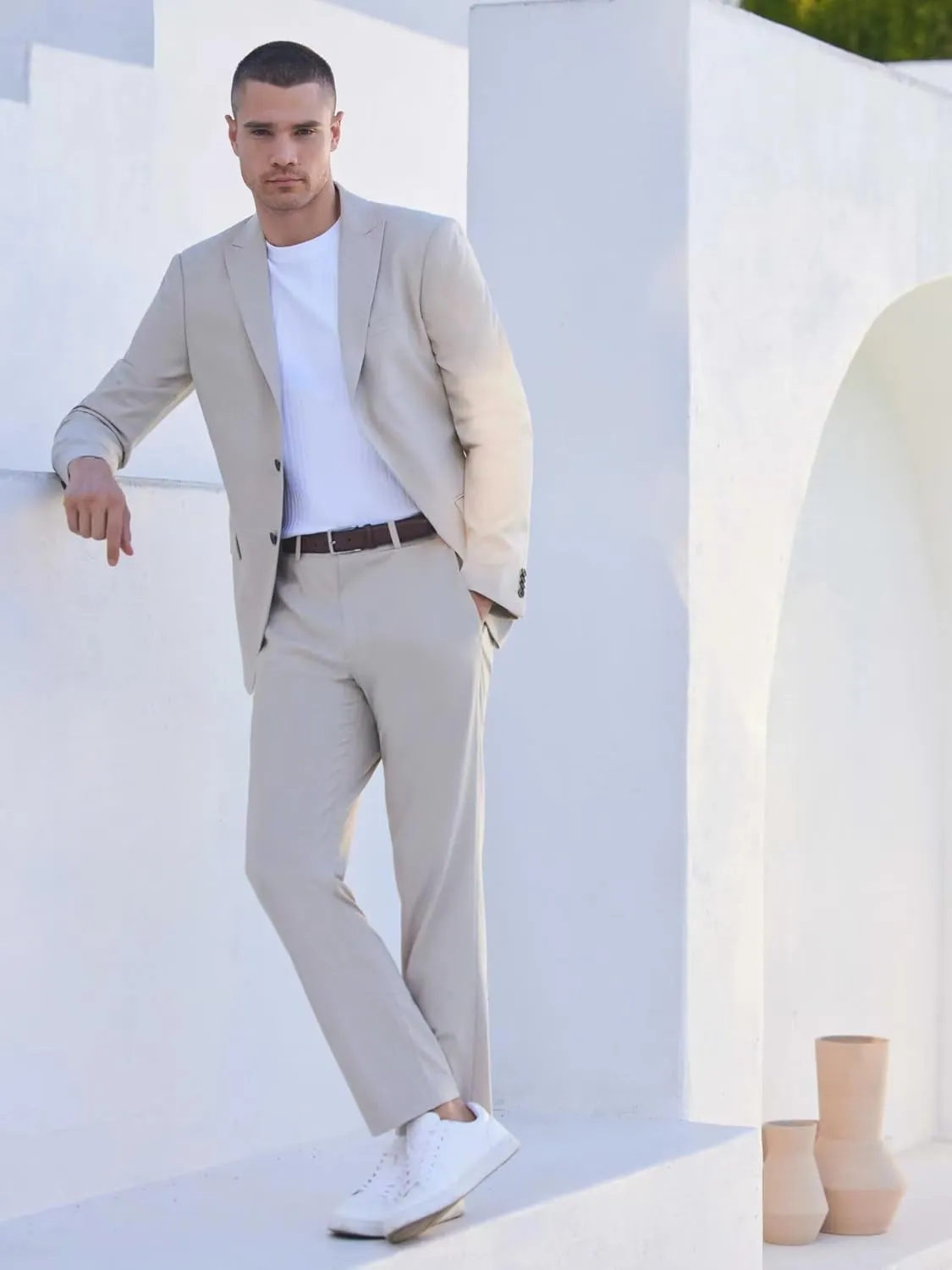 Wangyue Men's 2 Piece Suit Slim Fit Suits for Men Two Button Blazer Formal Business Jacket Suit for Wedding Prom Dinner